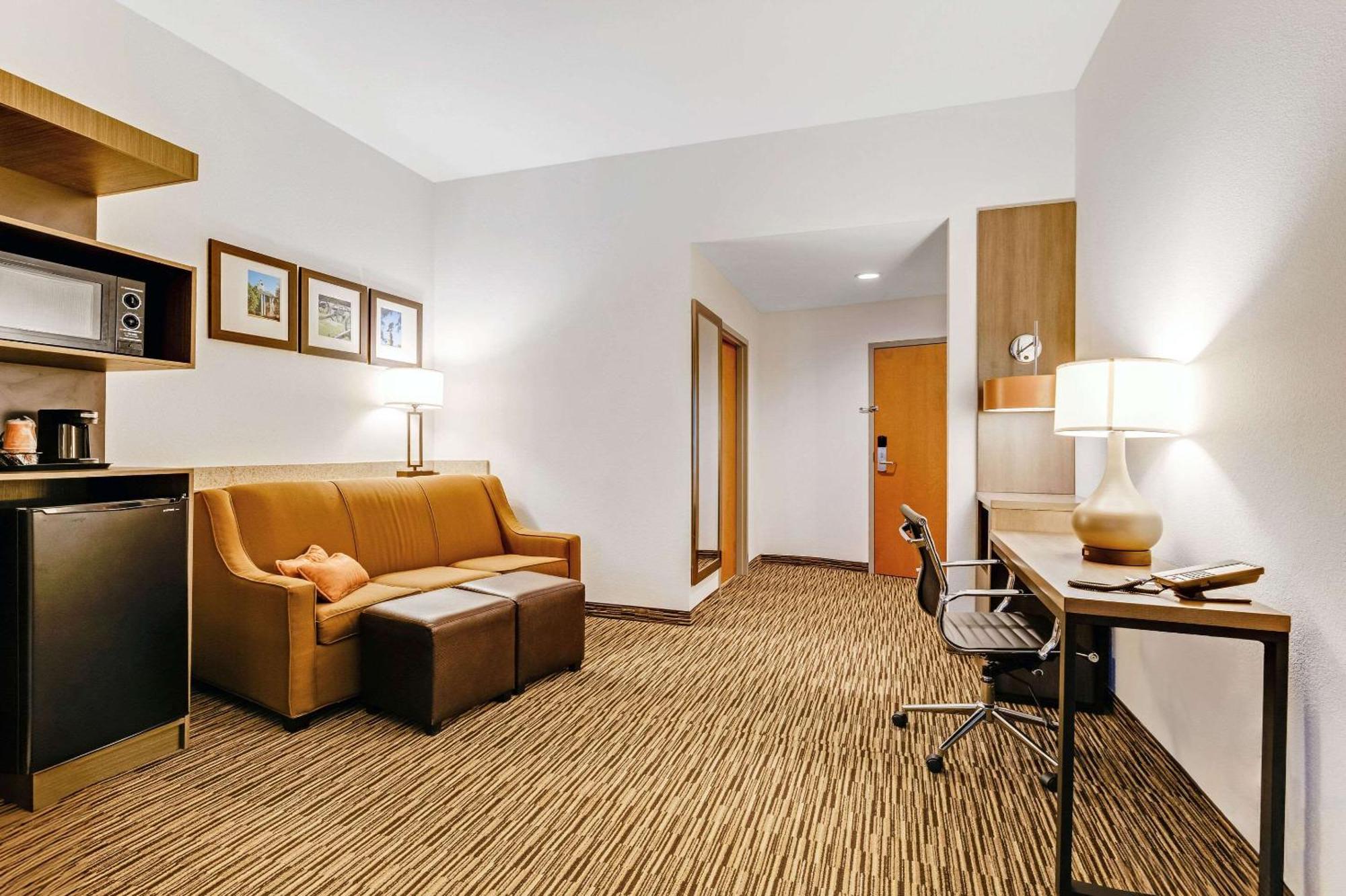 Comfort Suites Murfreesboro Εξωτερικό φωτογραφία